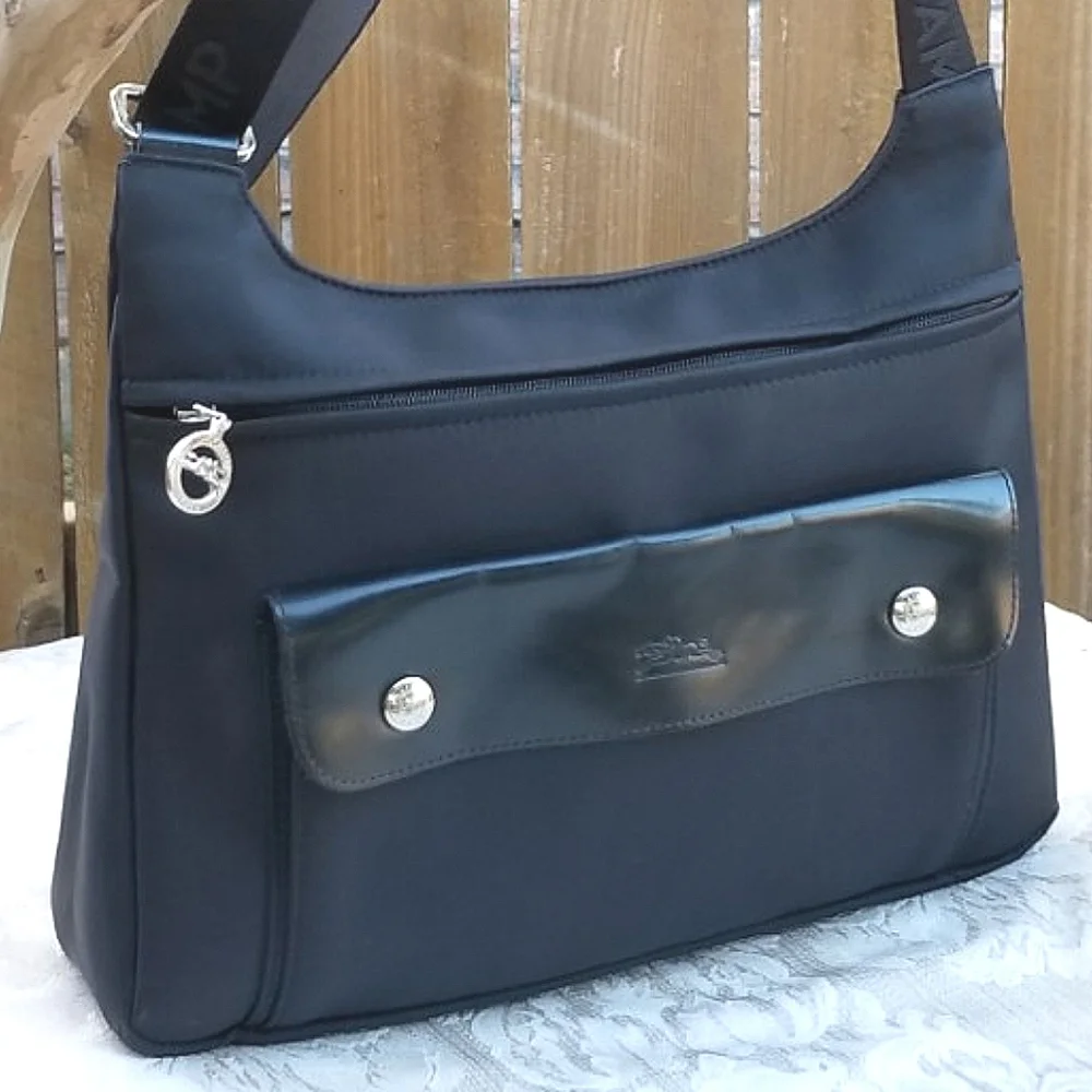 Gorgeous Vintage Longchamp Paris Crossbody bag